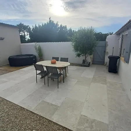 Ma P'tite Reine Hotel Marennes (Charente-Maritime)